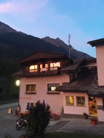 Hotel Val D'Arca Bregaglia Extérieur photo